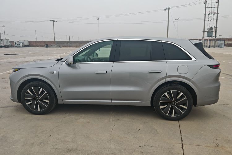 理想汽车 理想L6 2025款 Pro 智能焕新版车身外观6005