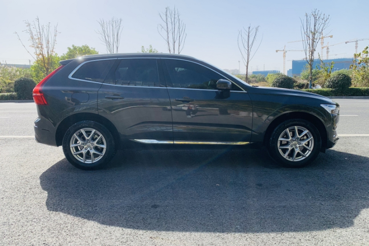 沃尔沃XC60 2021款 T5 四驱智逸豪华版车身外观6008