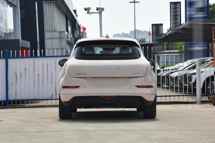 欧拉好猫 2023款 401km标准续航 豪华型 磷酸铁锂车身外观6003