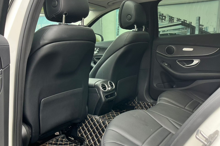 奔驰C级 2019款 改款 C 260 L中控内饰7003