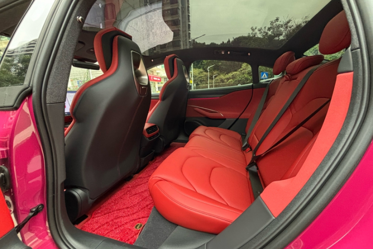 小米汽车 小米SU7 2024款 后驱长续航智驾版中控内饰7001