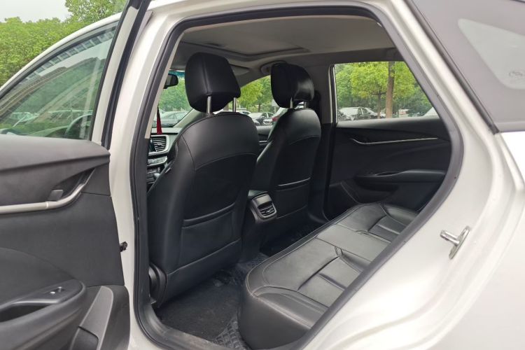 别克 英朗 2019款 18T 自动互联精英型 国VI中控内饰7004