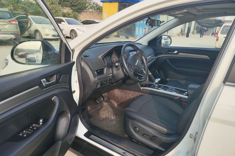 哈弗H6 2018款 蓝标 运动版 1.5T 自动两驱精英型中控内饰7004