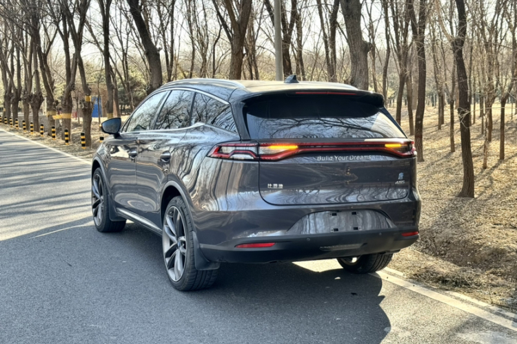 比亚迪 唐新能源 2018款 DM 2.0T 全时四驱智联创领型 7座 国V车身外观6003