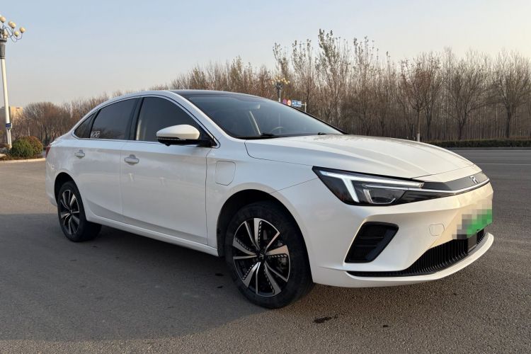 飞凡汽车 飞凡ER6 2021款 新动版 520km 智领版车身外观6003