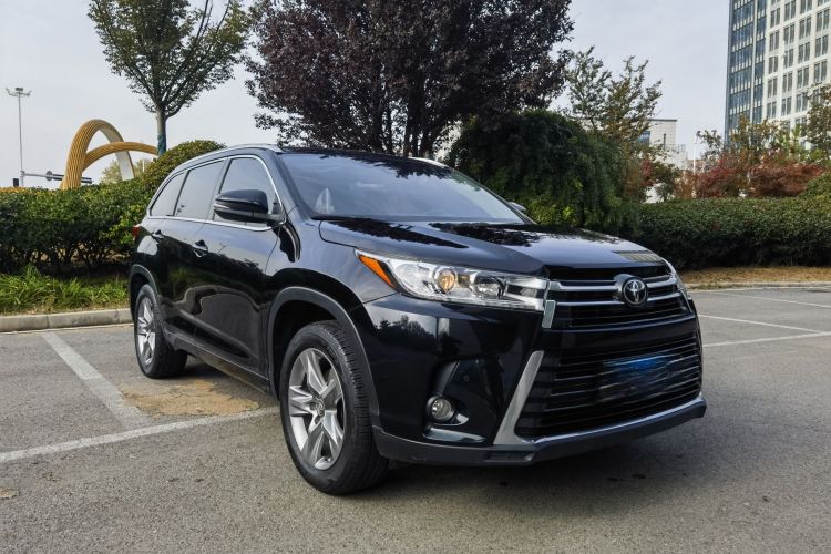 丰田 汉兰达 2018款 2.0T 四驱尊贵版 7座 国V车身外观6006