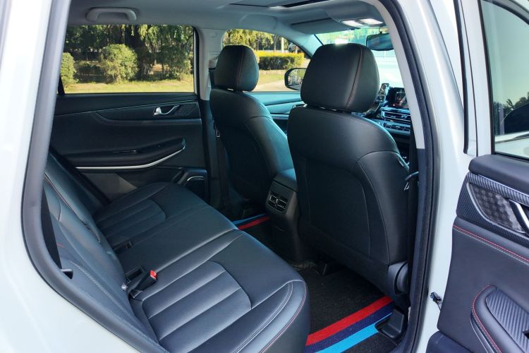 长安CS75 2021款 荣耀百万版 280T DCT豪华型中控内饰7008