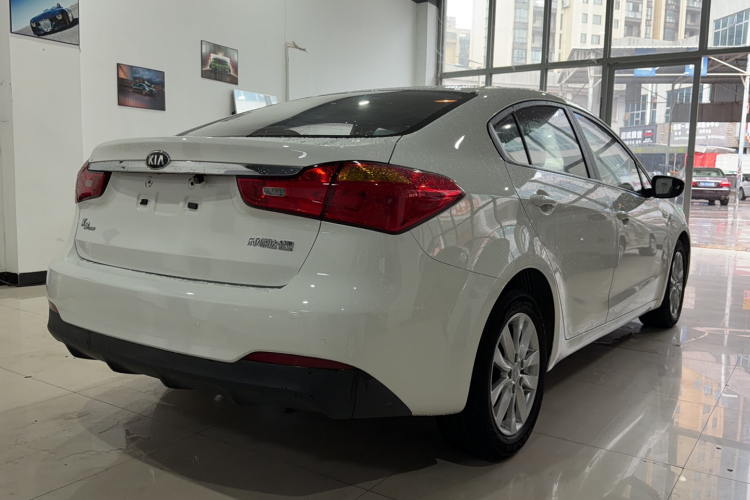 起亚K3 2015款 1.6L 自动GL车身外观6003