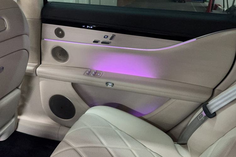 鸿蒙智行 享界S9 2025款 增程 Ultra中控内饰7006