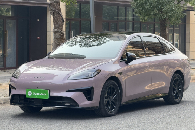 埃安 AION RT 2025款 520智豪版车身外观6004