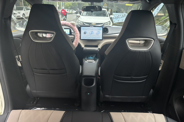 比亚迪 海豚 2025款 420km 自由版中控内饰7005