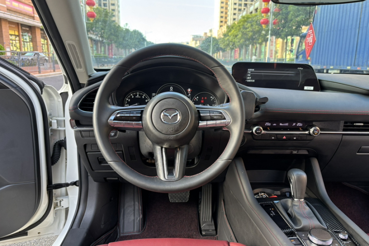马自达3 昂克赛拉 2023款 2.0L 自动质雅版中控内饰7002