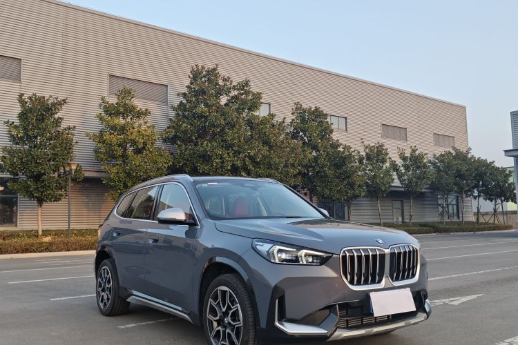 宝马X1 2024款 sDrive25Li X设计套装车身外观6005