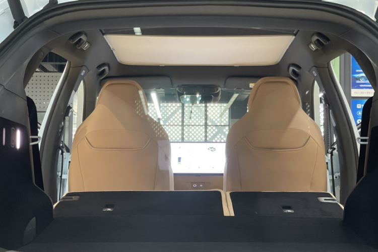 ARCFOX极狐 极狐 阿尔法T5(ARCFOX αT5) 2024款 520 MAX局部细节22