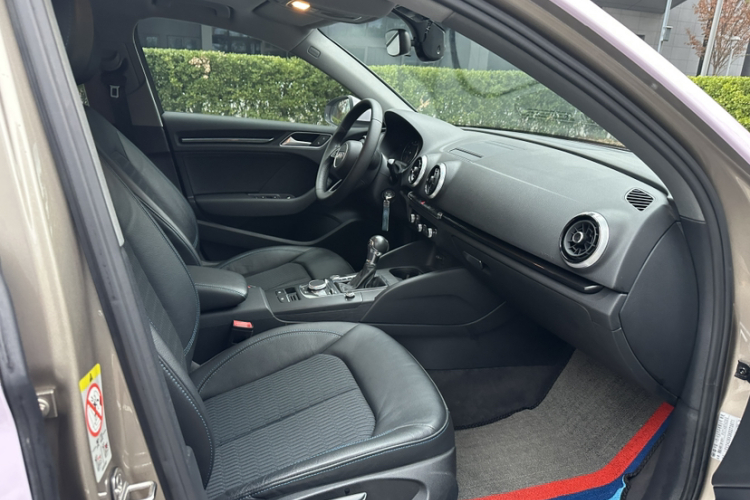 奥迪A3 2019款 Limousine 35 TFSI 时尚型 国V局部细节41