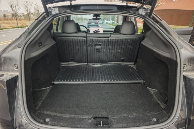 特斯拉 Model Y 2025款 后轮驱动版局部细节23