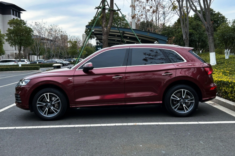 奥迪Q5L 2018款 40 TFSI 荣享时尚型 国V车身外观6007