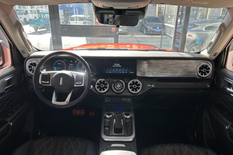 坦克300 2021款 越野版 2.0T 挑战者中控内饰7001