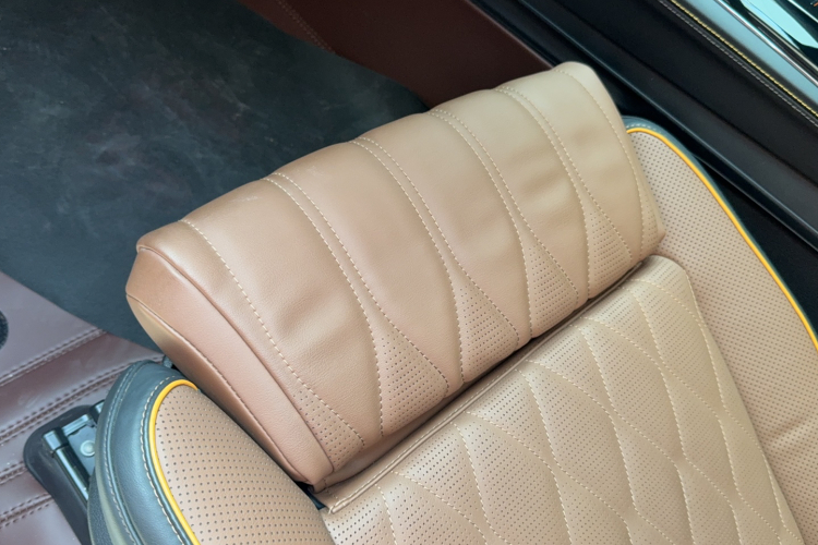 比亚迪 唐新能源 2021款 DM-i 112KM 尊荣型局部细节9003