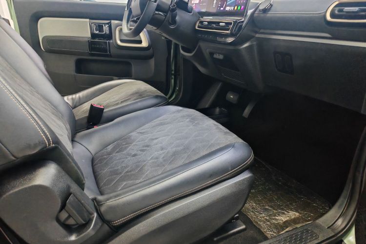 宝骏KiWi EV 2023款 大疆版 磷酸铁锂中控内饰7005