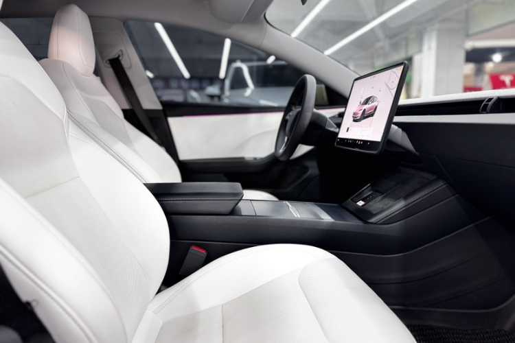 特斯拉 Model 3 2023款 后轮驱动版中控内饰7009
