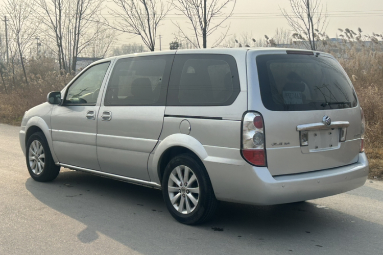 别克GL8 2014款 2.4L 经典版车身外观6007