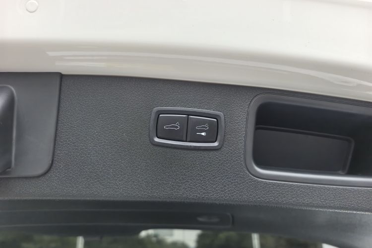 保时捷 2017款 Macan GTS 3.0T中控内饰7011