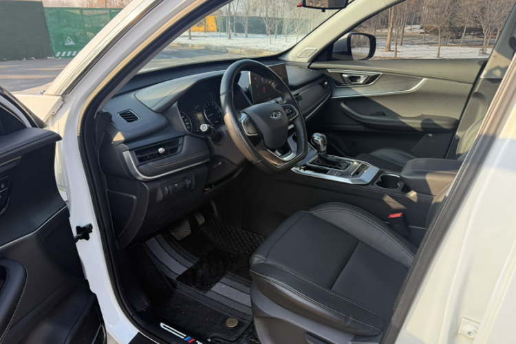 奇瑞 瑞虎8 2020款 1.5TCI 自动特供版 5座中控内饰7002