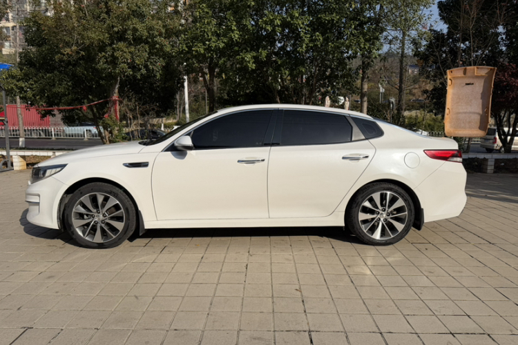 起亚K5 2016款 2.0L 自动LUX车身外观6004