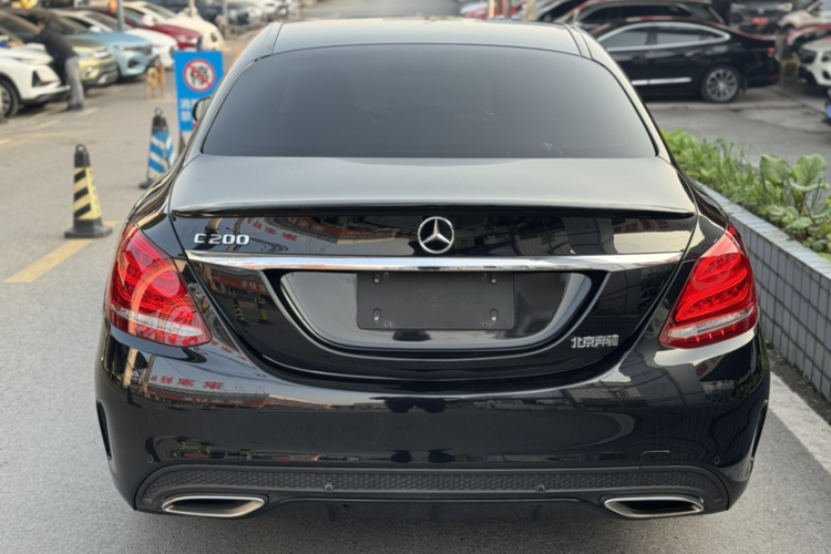 奔驰C级 2017款 改款 C 200 运动版车身外观6006