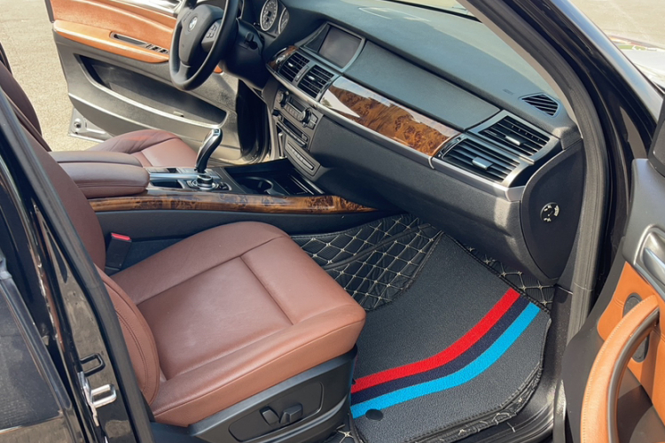 宝马X5(进口) 2011款 xDrive35i 领先型中控内饰7004