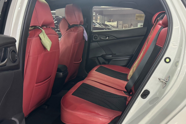 本田 思域 2021款 HATCHBACK 220TURBO CVT新锐控中控内饰7002