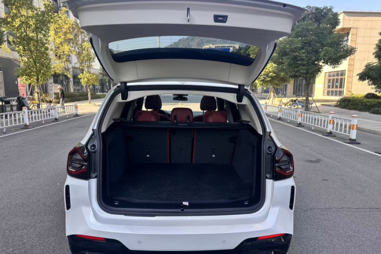 宝马X3 2022款 改款 xDrive25i M运动套装中控内饰7006