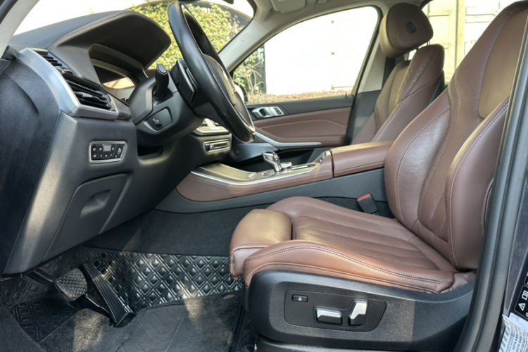 宝马X5(进口) 2020款 xDrive30i X设计套装中控内饰7003