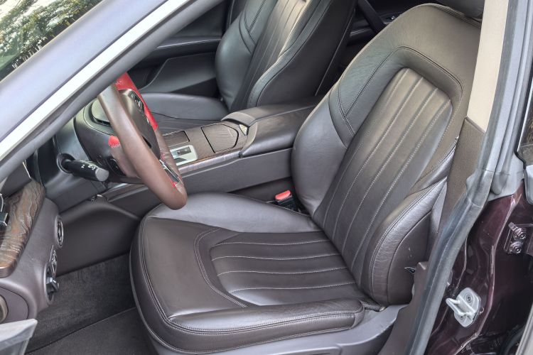 玛莎拉蒂 总裁 2013款 3.0T 标准型中控内饰7010