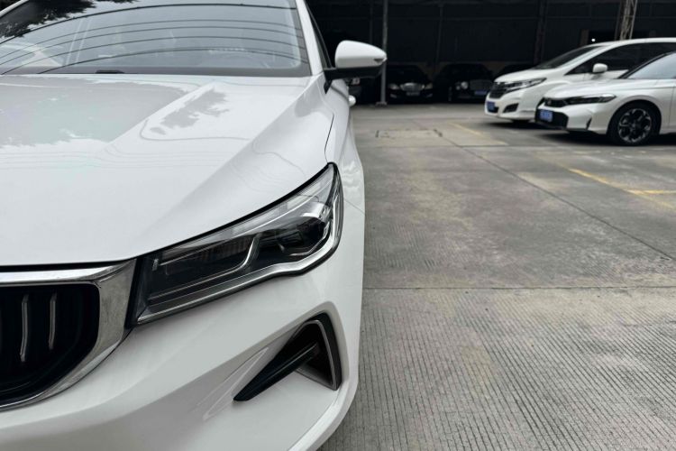 吉利汽车 帝豪 2023款 第4代冠军版 1.5L CVT尊贵型车身外观6006