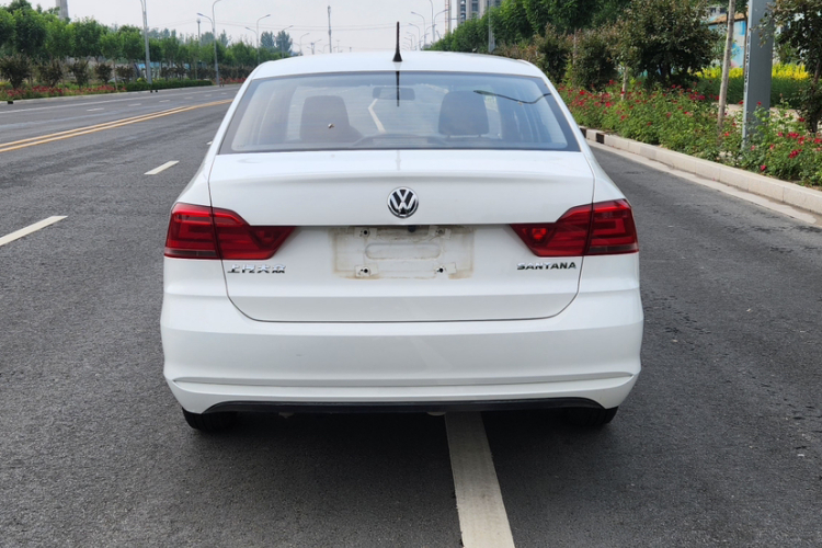 大众 桑塔纳 2018款 1.5L 手动风尚版车身外观6001