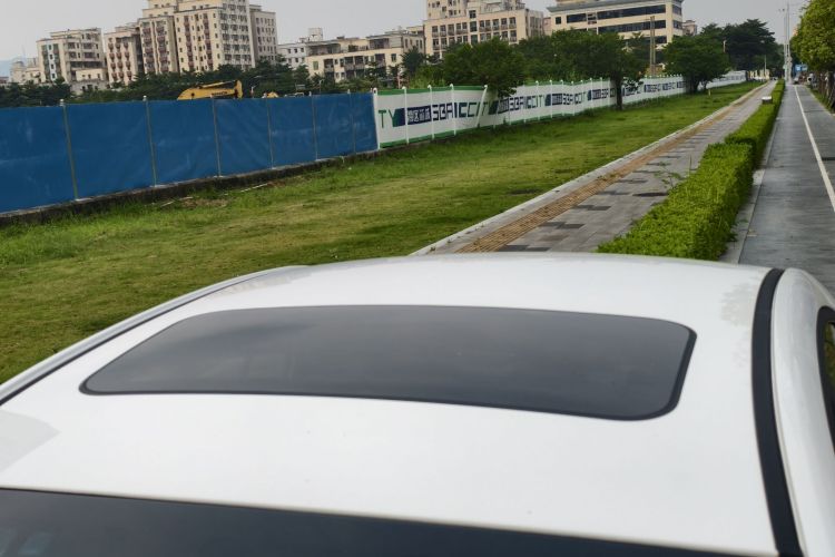 吉利汽车 帝豪 2019款 领军版 1.5L CVT向上亚运版 国VI车身外观6010