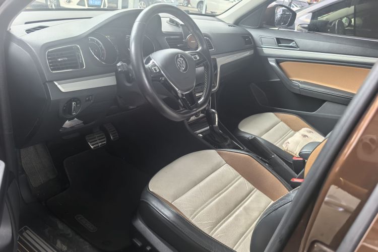 大众 朗境 2016款 1.6L 自动豪华版中控内饰7002