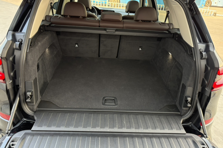 宝马X5 2022款 改款 xDrive 30Li 尊享型M运动套装局部细节23