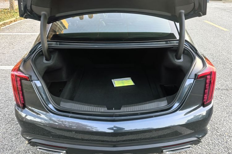 凯迪拉克CT5 2022款 28T 尊贵型局部细节23