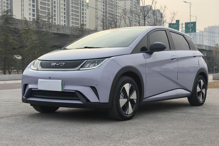 比亚迪 海豚 2023款 420km 时尚版车身外观1