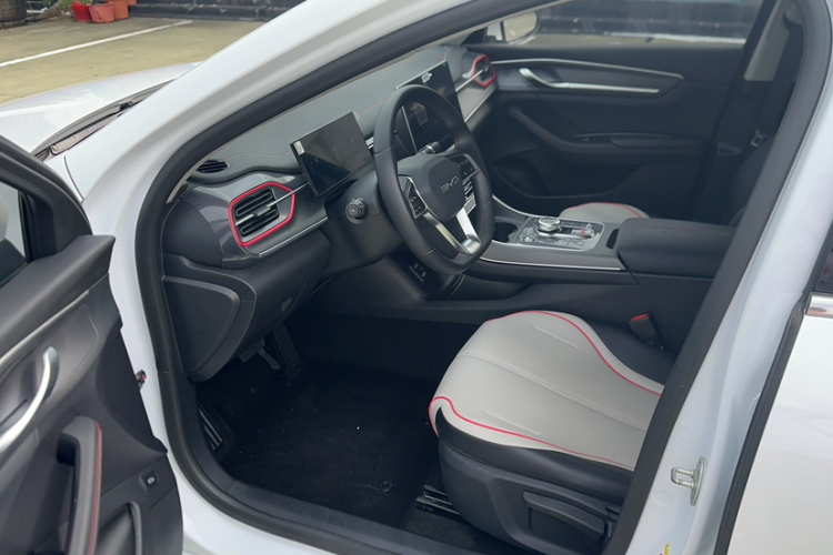 比亚迪 驱逐舰05 2024款 荣耀版 DM-i 55KM 豪华型中控内饰7003