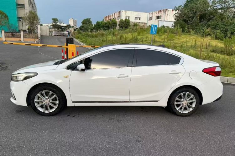 起亚K3 2016款 1.6L 自动GLS车身外观6002