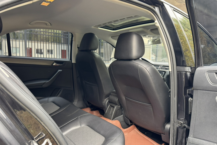 大众 桑塔纳 2015款 1.6L 自动舒适版中控内饰7006