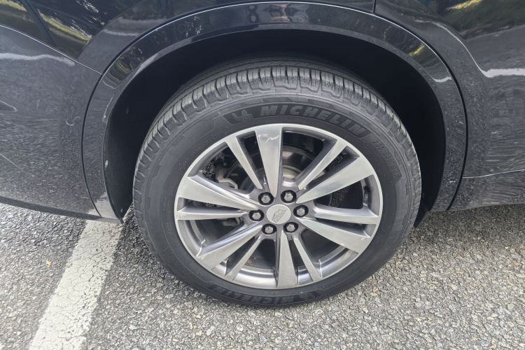 凯迪拉克XT6 2020款 28T 六座四驱豪华型车身外观6008