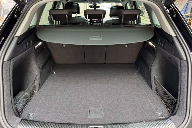 奥迪Q5L 2022款 改款 40T 豪华动感型中控内饰7009