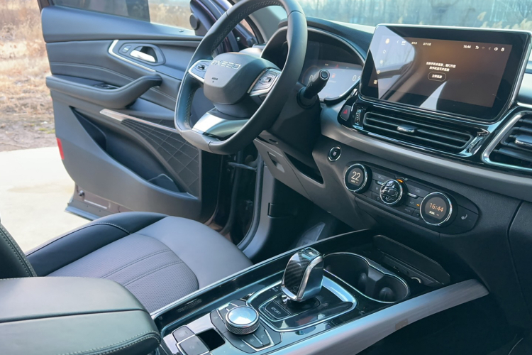 星途凌云 2019款 1.6T 两驱钻石版中控内饰7013