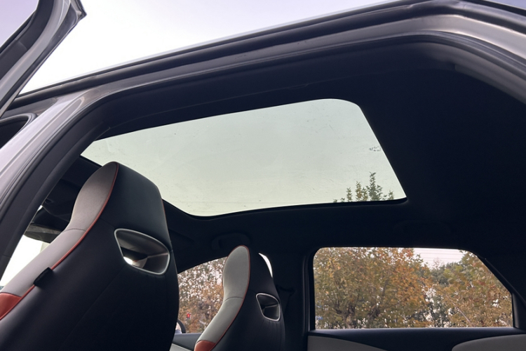 比亚迪 海豚 2021款 405km 时尚版中控内饰7007