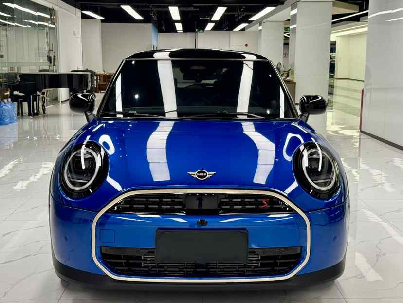 MINI 2025款 2.0T COOPER S 艺术家(4)